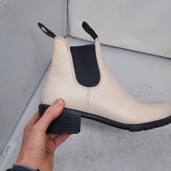 Blundstone Series 2160 Pearl Off-White/Pink Chelsea Heel Boot Size 8 EU 38 - Picture 3 of 11